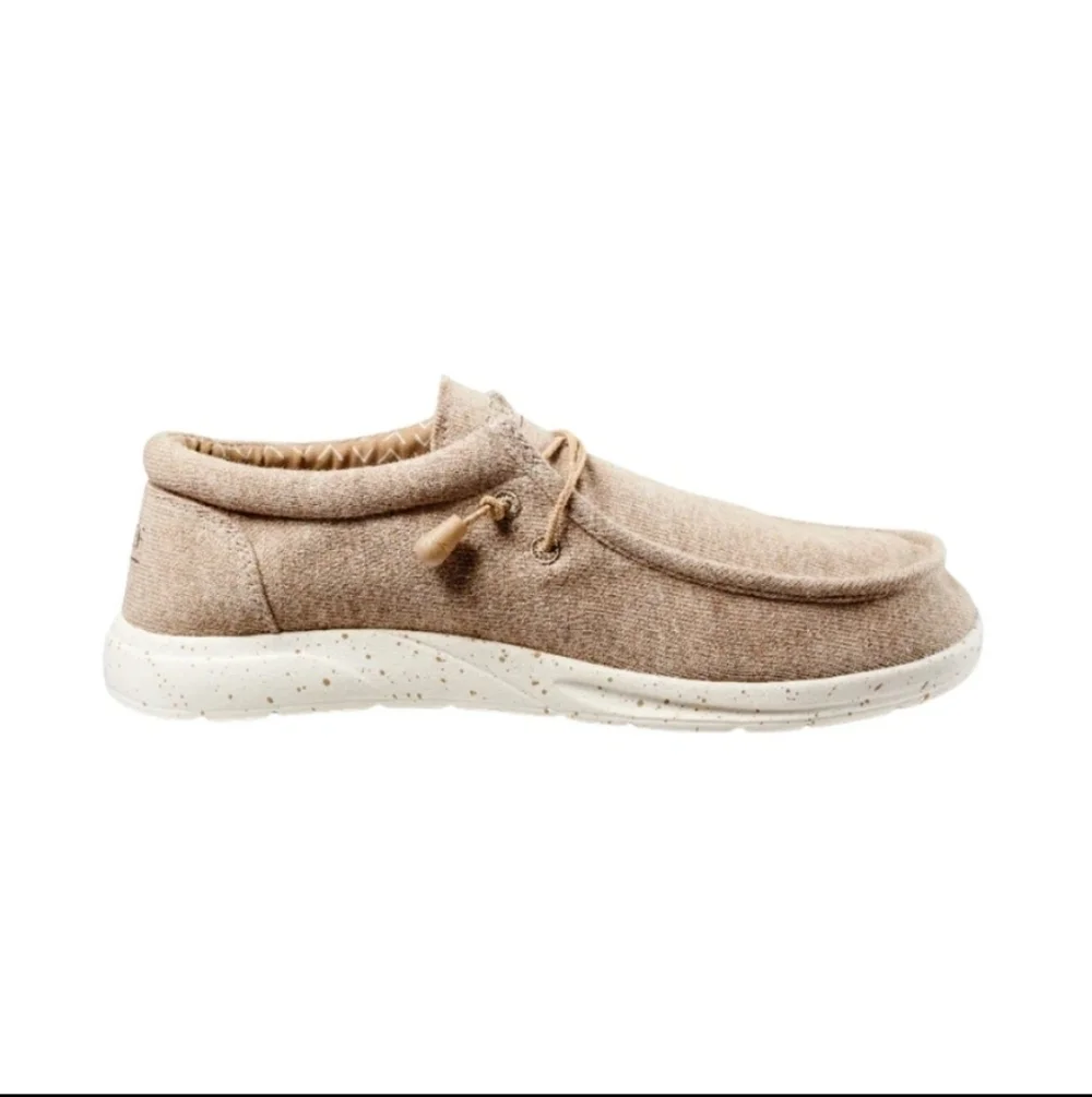 REEF Men's Cushion Coast Memory Foam Slip-On Shoe – Tan CI7015